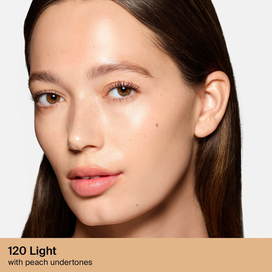 fundația triclone skin tech