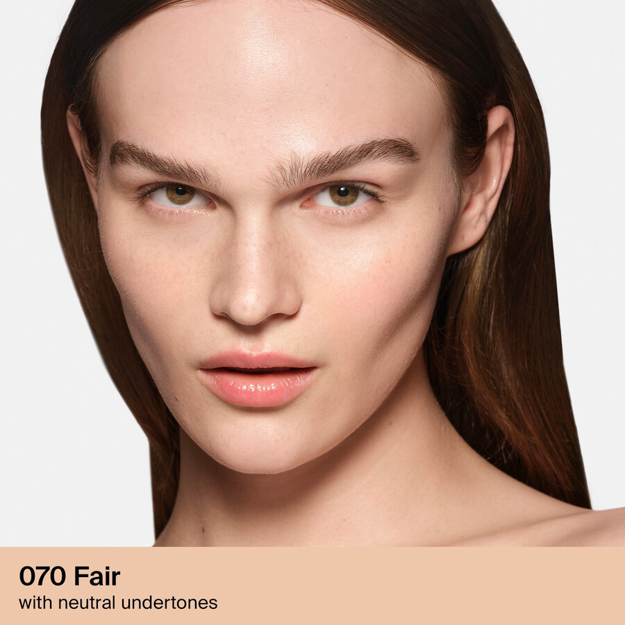 fundația triclone skin tech