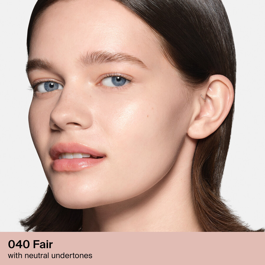 fundația triclone skin tech